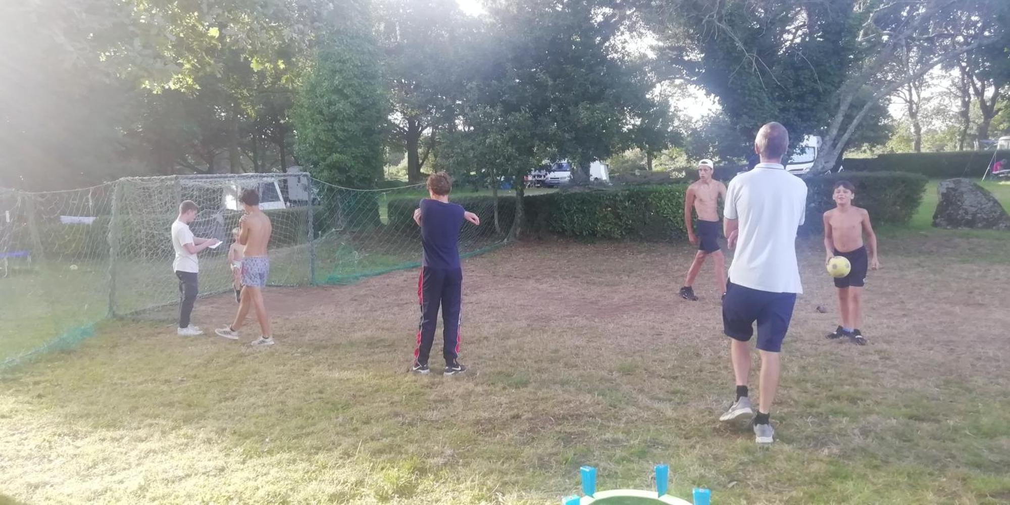 Camping Des Pierres Debout Неве Екстер'єр фото